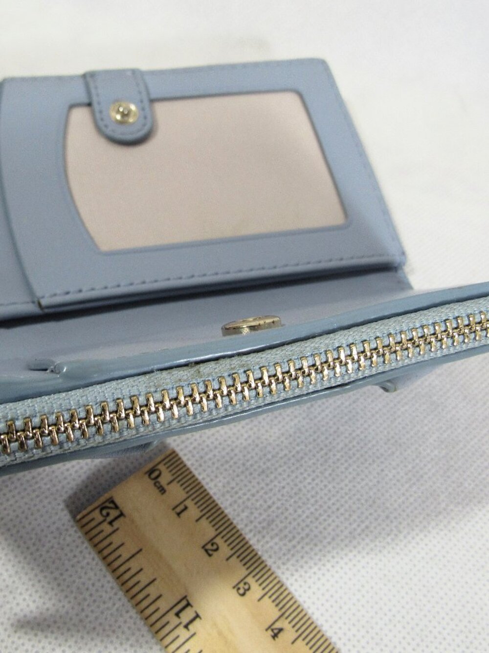 KATE SPADE PUPPY WALLET LOTS OF STORAGE SMALL BUT MIGHTY AND SUPER CUTE - Picture 5 of 8